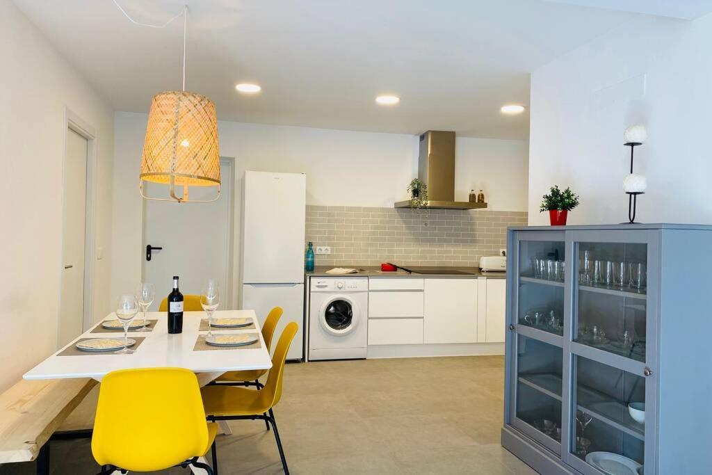 70 M2, Apartamento Cerca De La Playa, Apto Minusvalidos. Roses Exterior foto